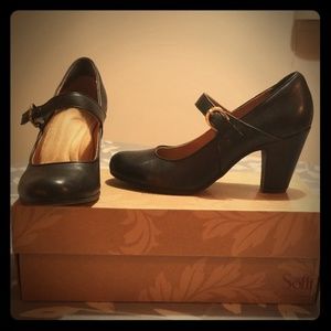 comfortable Mary Jane shoe